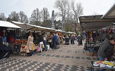 Energiecoaches op de Katwijkse Weekmarkt Katwijkse Duurzaamheids Week 2024